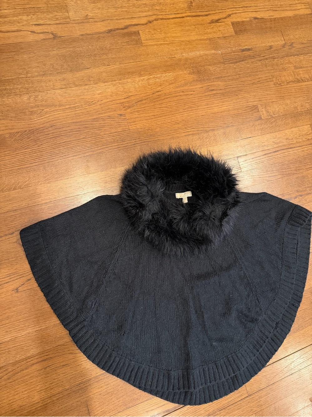 MICHAEL Michael Kors Black Knit Faux-Fur Collar Poncho